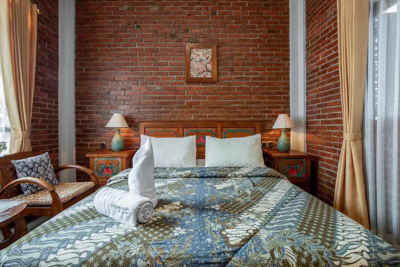 Sekararum Butik Syariah Guesthouse Бандунг Экстерьер фото