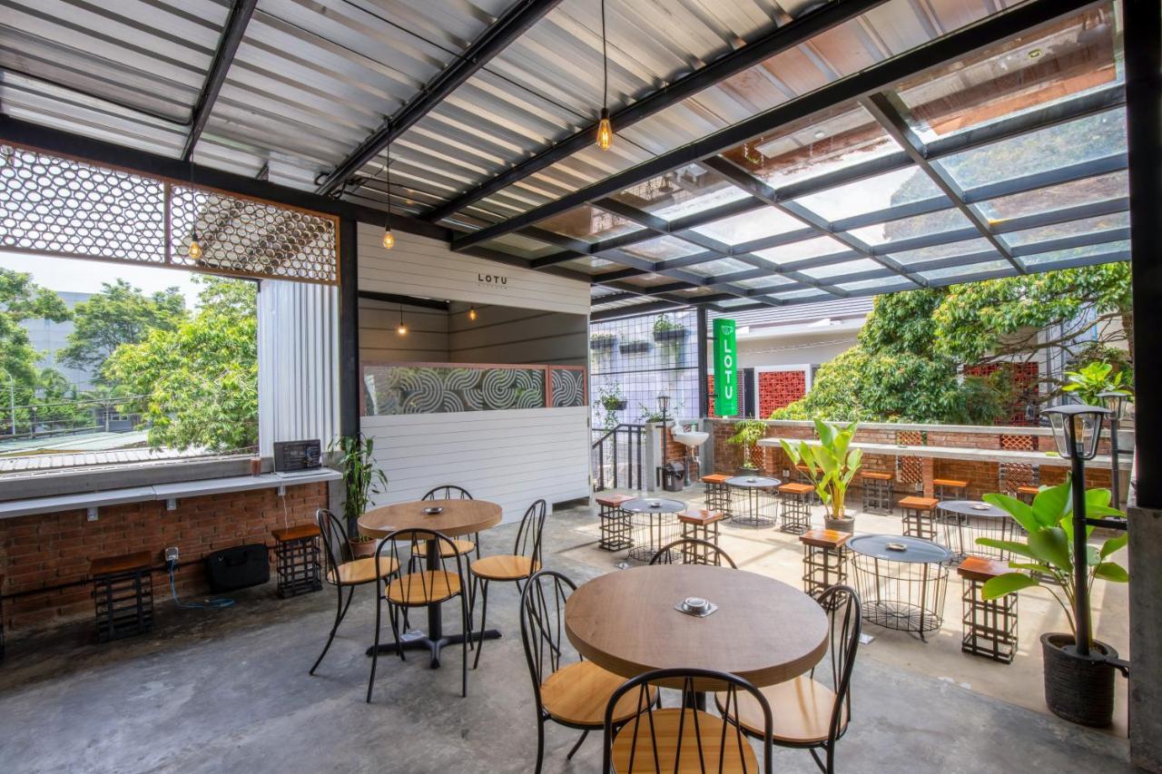 Sekararum Butik Syariah Guesthouse Бандунг Экстерьер фото
