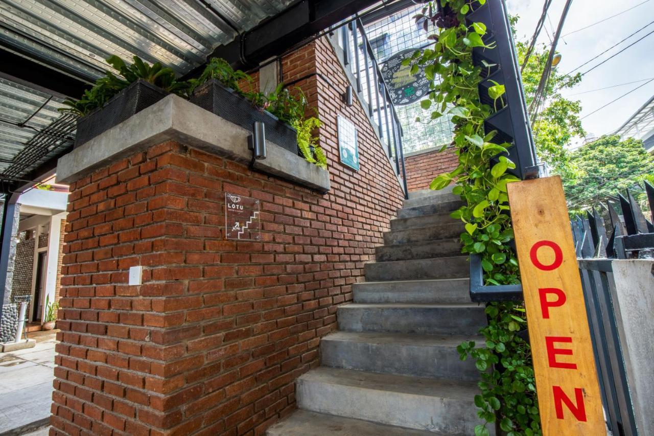 Sekararum Butik Syariah Guesthouse Бандунг Экстерьер фото
